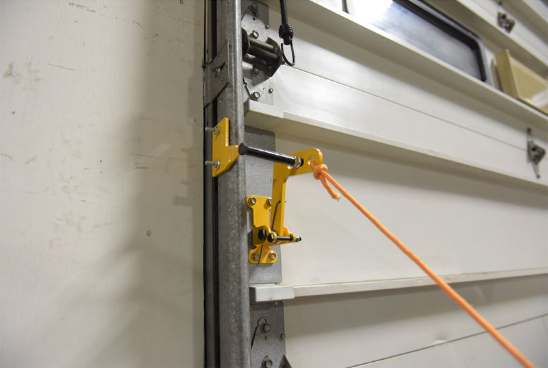 Vestil Automatic Overhead Door Lock