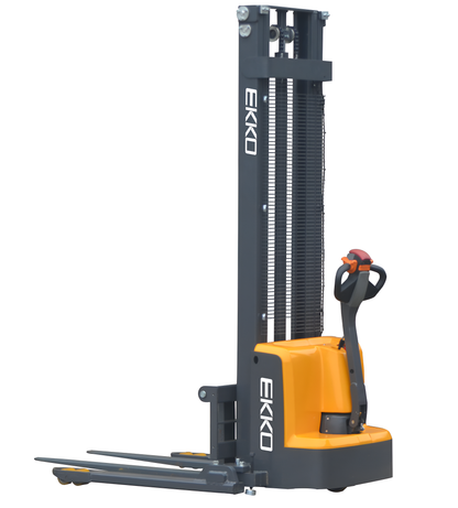 EB13E-138 electric straddle stacker in full view