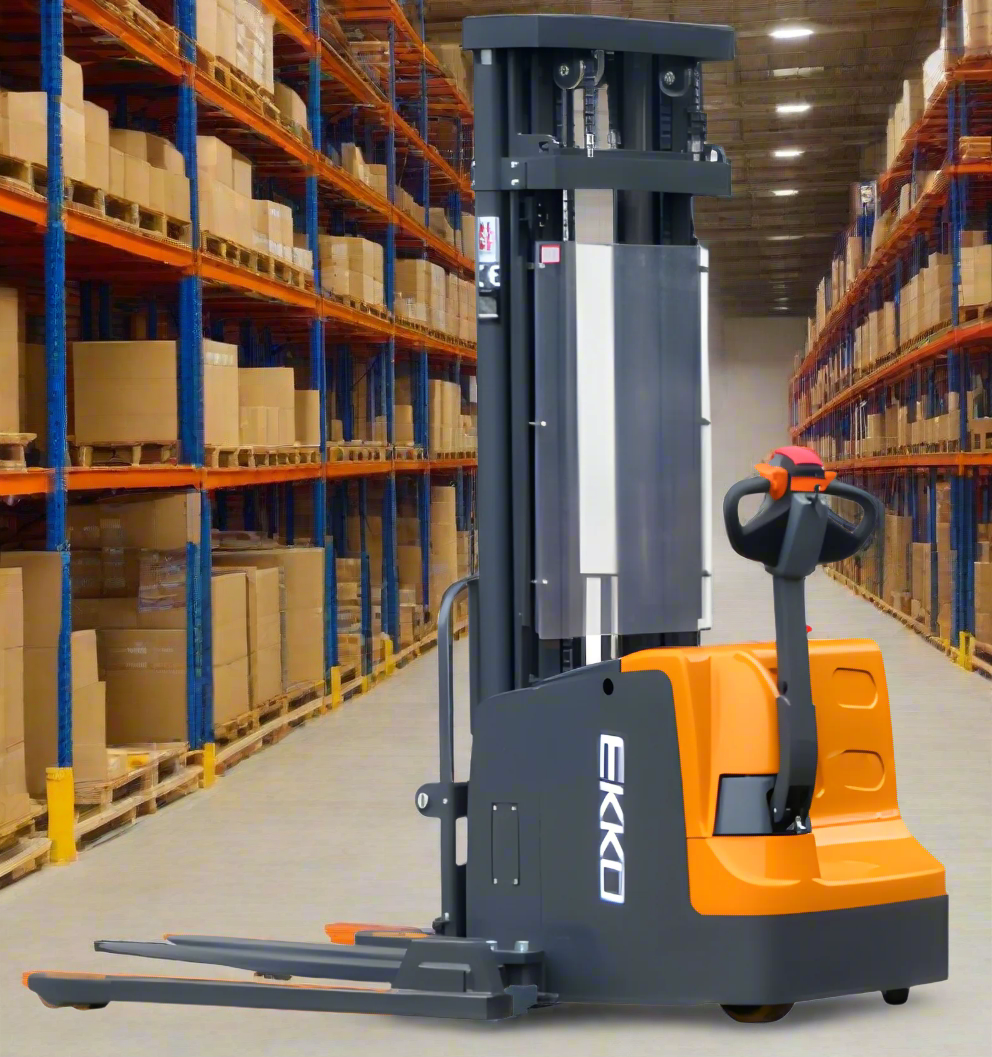 electric straddle stacker in warehouse full of boxes