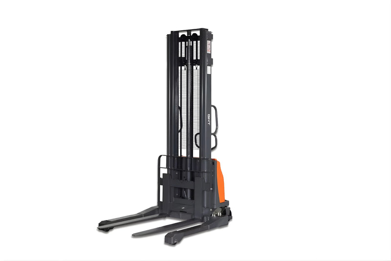 G33EA Semi-Electric Straddle Stacker Lithium