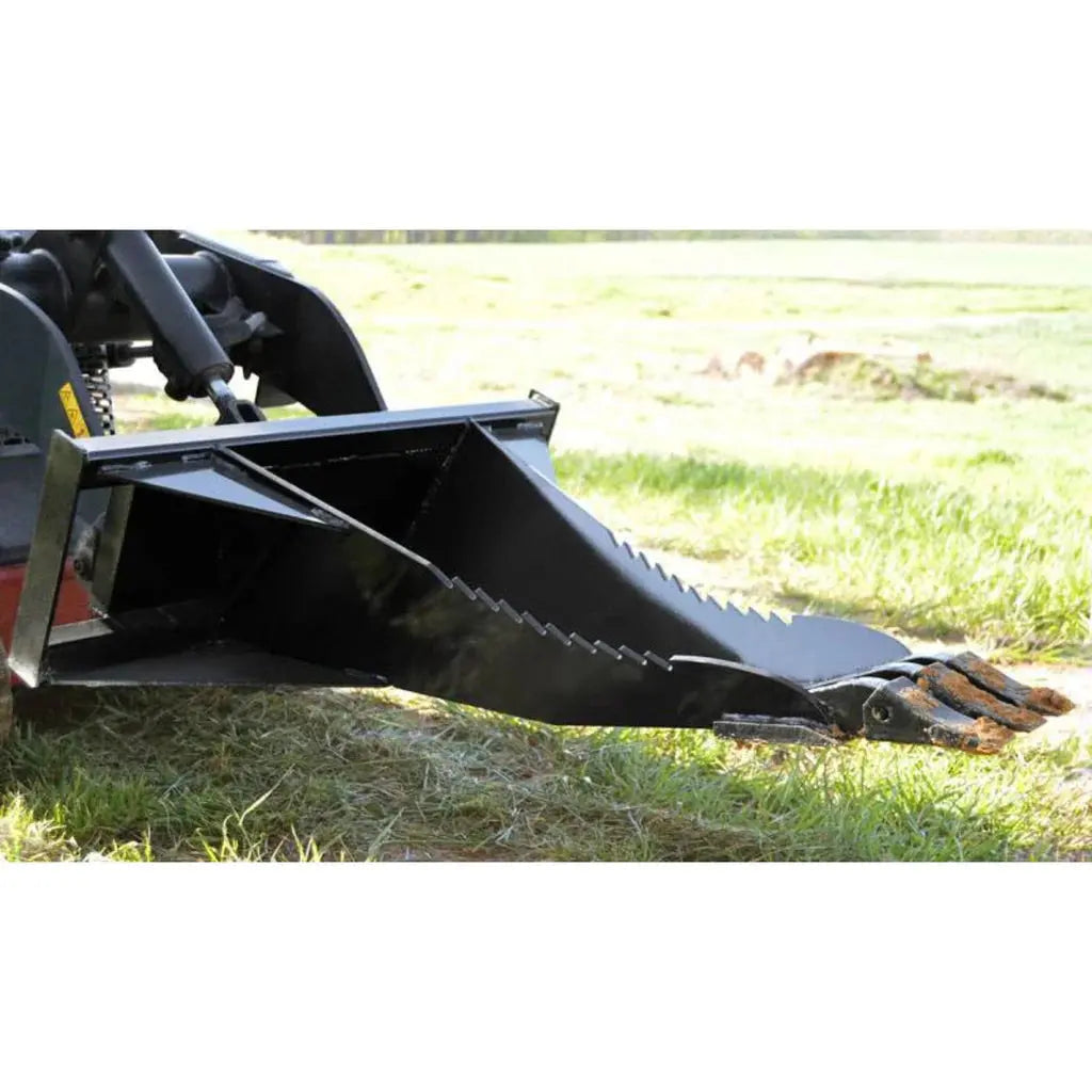 Loflin Fabrication Compact Tractor Stump Bucket