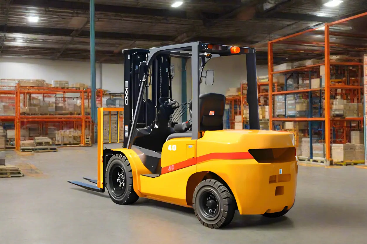 EKKO EK30D forklift in yellow and black inside a warehouse with pallets and shelving