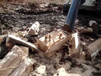 Loflin Fabrication Skid Steer Xtra Heavy Duty Grapple Bucket