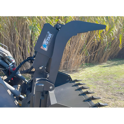 Star Industries 175-UGA heavy-duty grapple attachment on construction equipment in outdoor setting